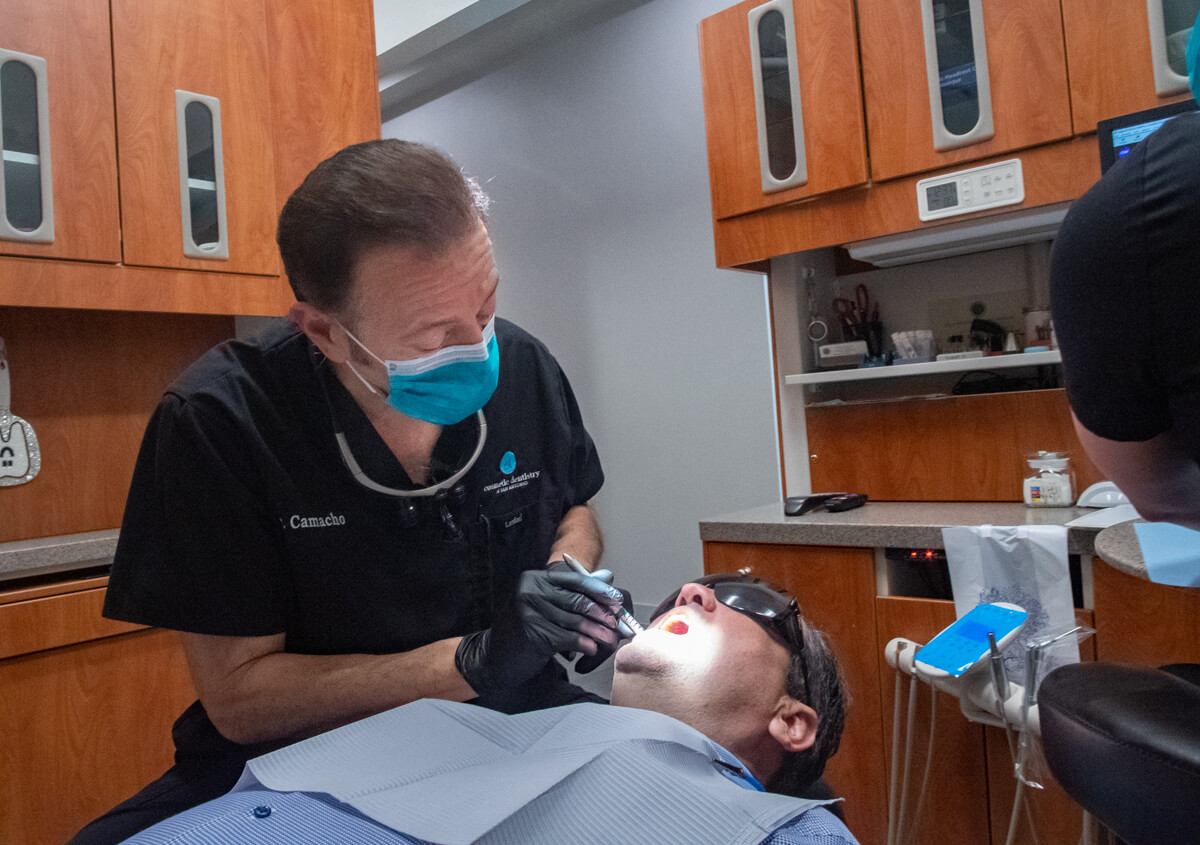 Implant Supported Dentures Service in San Antonio Area